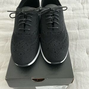 NIB Cole Haan women’s black Zerogrand Knit Lace-Up Casual Sneakers size 9.